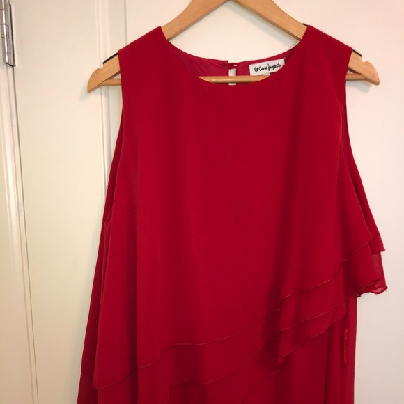 Formal Red Gown w/ a flouncy layered overlay. - Picture 2 of 4